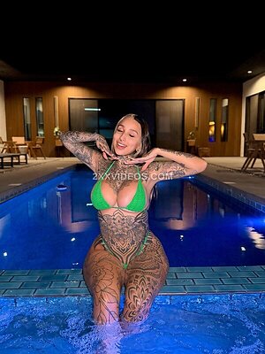 Split_tongue_bri Nude Leaked Photo #3