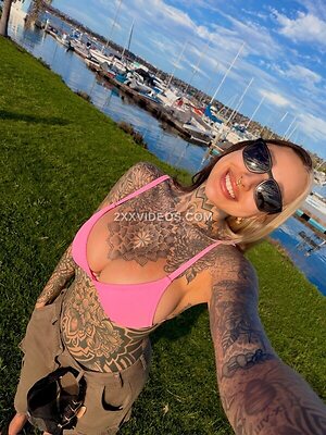 Split_tongue_bri Nude Leaked Photo #12