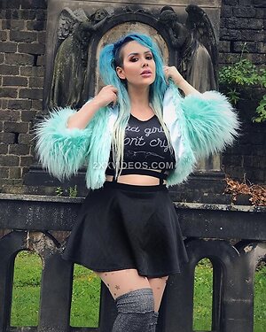 Stephanie Michelle