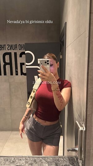 Su Balcı Nude Leaked Photo #28