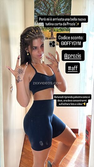 Supergioffy Nude Leaked Photo #37