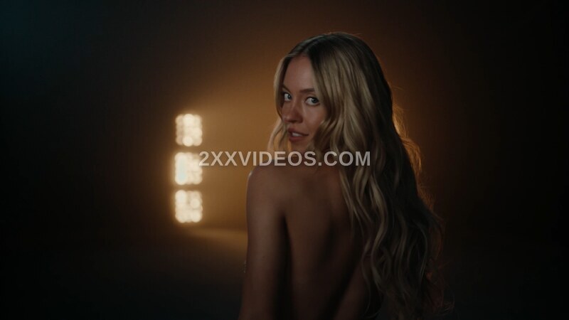 Sydney Sweeney photo