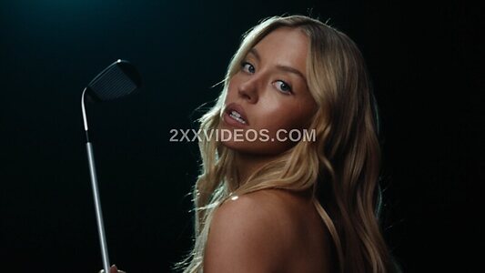 Sydney Sweeney photo