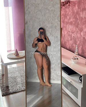 Tania Garcia photo