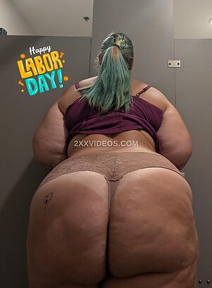 tattoedandthick Nude Leaked Photo #4