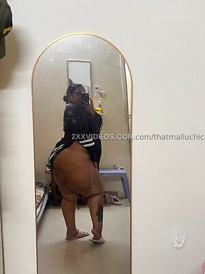 @Thatmalluchic Nude Leaked Photo #4