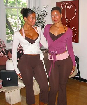 The Learmann Twins photo