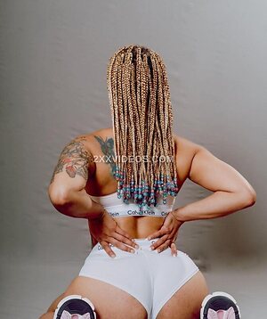 TiaCorine Nude Leaked Photo #6