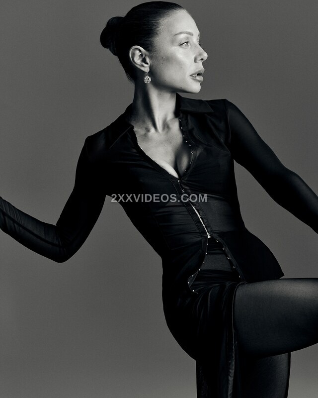 Tina karol photo