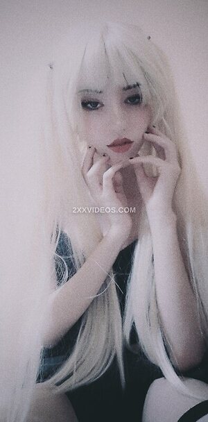 Tsudere More Nude Photos