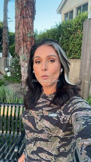 Tulsi Gabbard Nude Leaked Photo #11