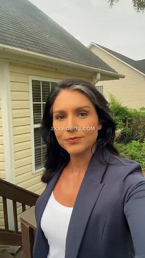 Tulsi Gabbard Nude Leaked Photo #15