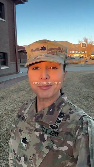 Tulsi Gabbard Nude Leaked Photo #17