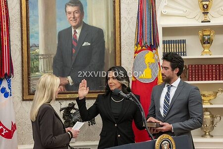 Tulsi Gabbard photo