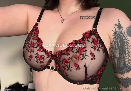 Upmyallie Nude Leaked Photo #4