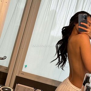 Valerie Dewi Nude Leaked Photo #16