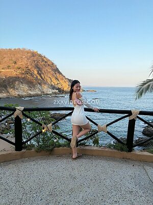 Vanne Amador Nude Leaked Photo #8