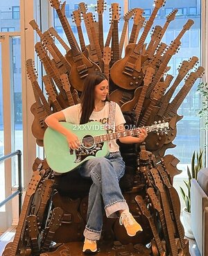 Victoria Justice photo