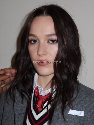 Victoria Pedretti photo