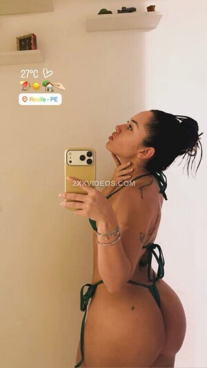 Vitoria Kelly