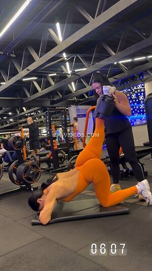 Viviane Araujo photo