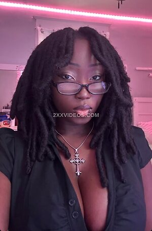 Vivicax.x Nude Leaked Photo #14
