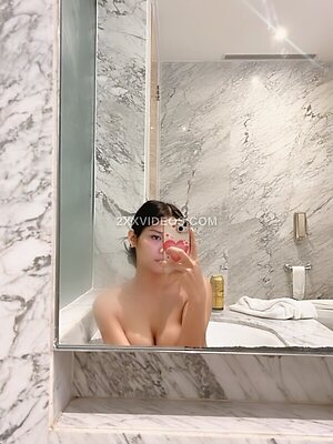Vivienne Konyak photo