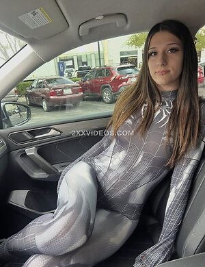 wombeeb Nude Leaked Photo #9