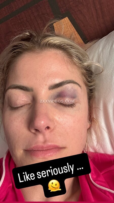 WWE Alexa Bliss Nude Leaked Photo #4