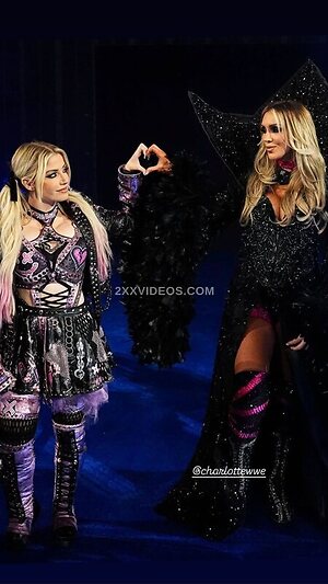 WWE Alexa Bliss photo