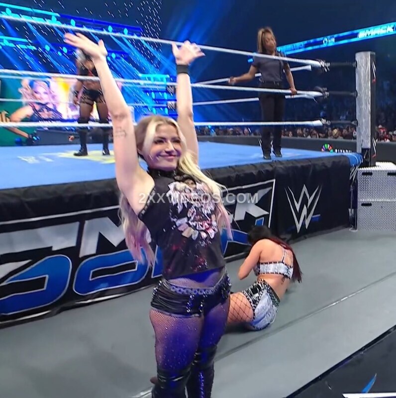 WWE Alexa Bliss Nude Leaked Photo #23