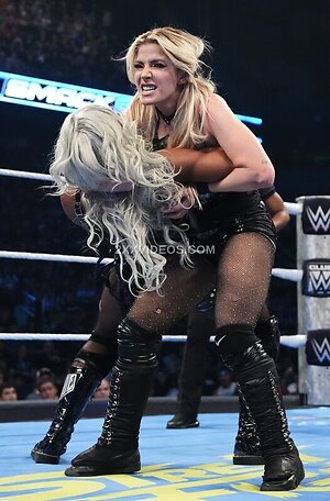 WWE Alexa Bliss Nude Leaked Photo #31