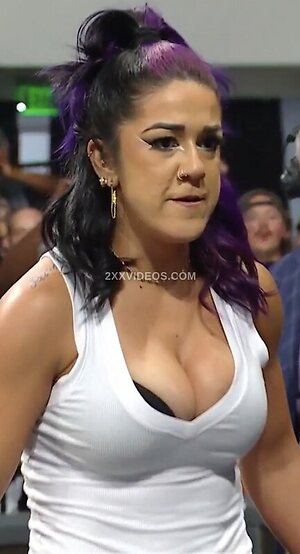 WWE Bayley photo