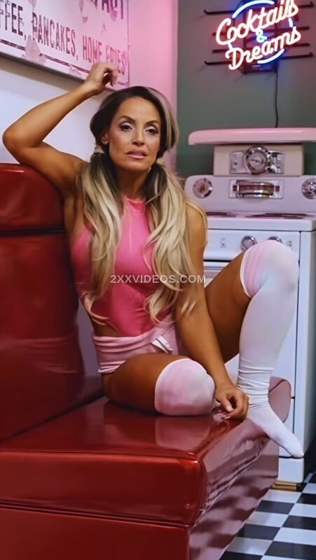 WWE Trish Stratus Nude Leaked Photo #3