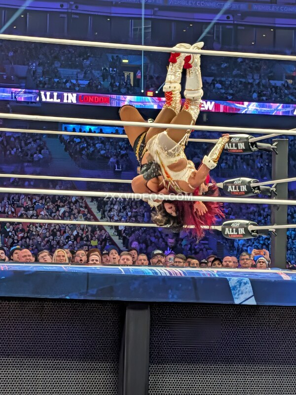 WWE (AEW Sasha Banks / Mercedes Moné) Nude Leaked Photo #93