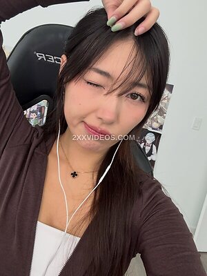 xChocobars Nude Leaked Photo #7