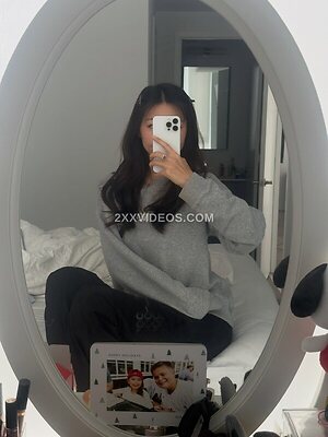 xChocobars Nude Leaked Photo #9