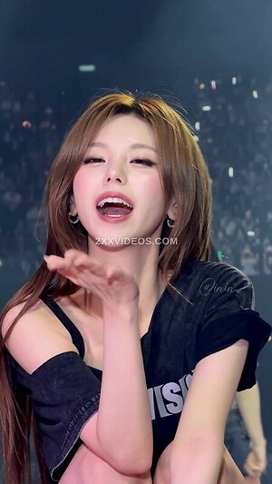 Yeji photo