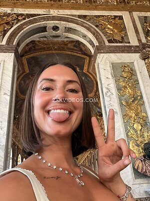 Yesjulz Nude Leaked Photo #23