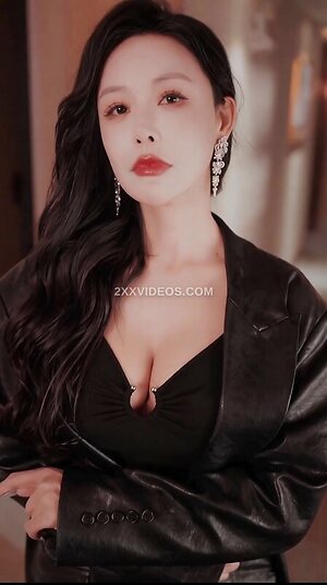 Yi Mo Nude Leaked Photo #3