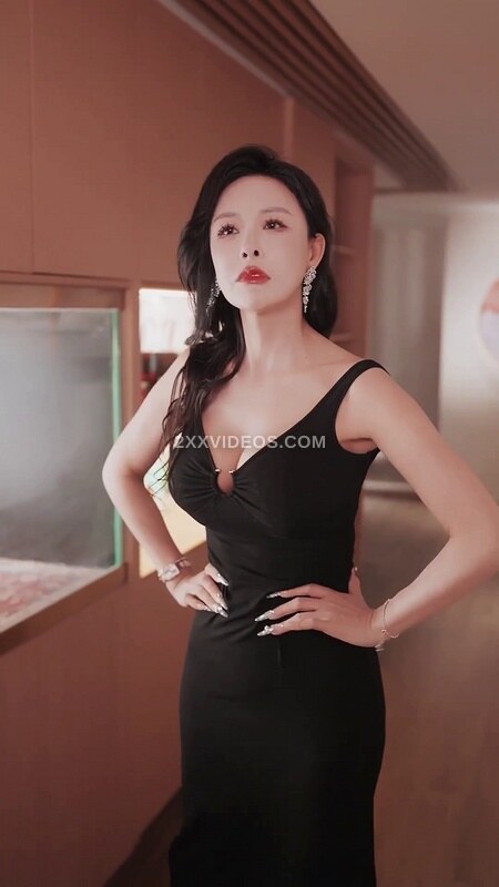 Yi Mo photo