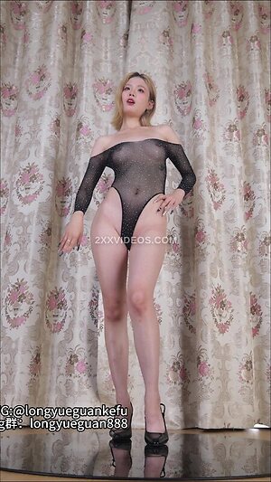 yingxiu.xyz Nude Leaked Photo #227