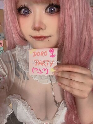 yinniie0 photo