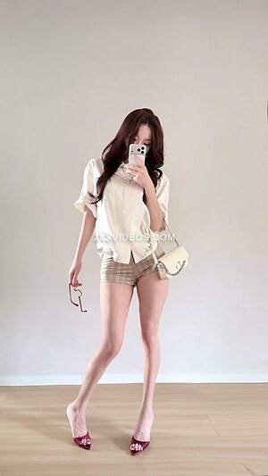 Yoona Nude Leaked Photo #2