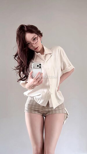 Yoona Nude Leaked Photo #3