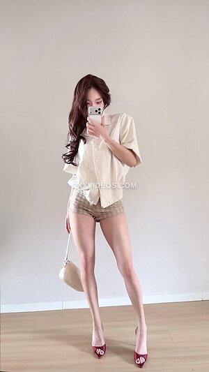 Yoona Nude Leaked Photo #4