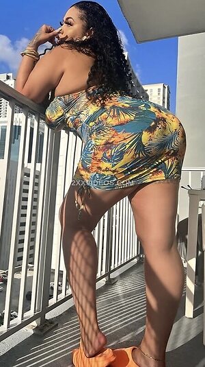 YoungGriselda Nude Leaked Photo #14