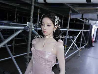 YUQI Nude Leaked Photo #8