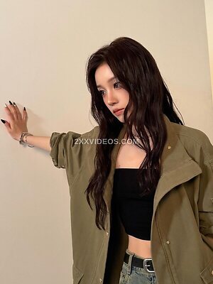 YUQI photo