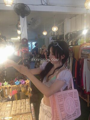 YUQI photo